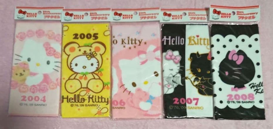 キティ 35周年限定 プチタオル 1974〜2008年 35種類 コンプリート♪