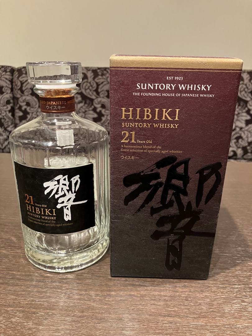 HIBIKI 21年 ウイスキー 700ml 箱付き空瓶