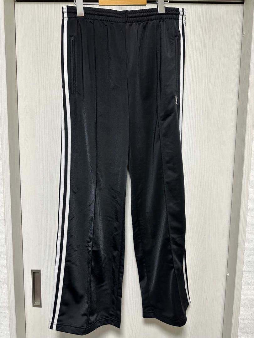 adidas 黒 ジャージパンツ Lサイズ ワイド