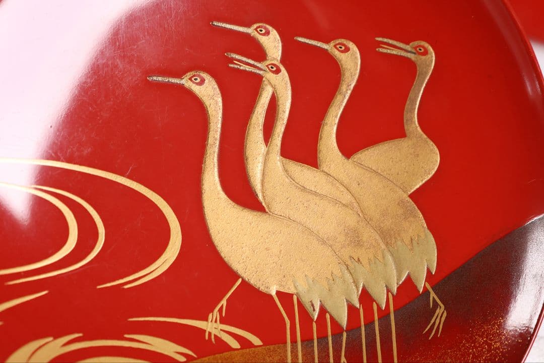 【CM375】時代木製漆器 光琳写 金蒔絵 群鶴図 朱塗 引盃 五客 小皿 杯