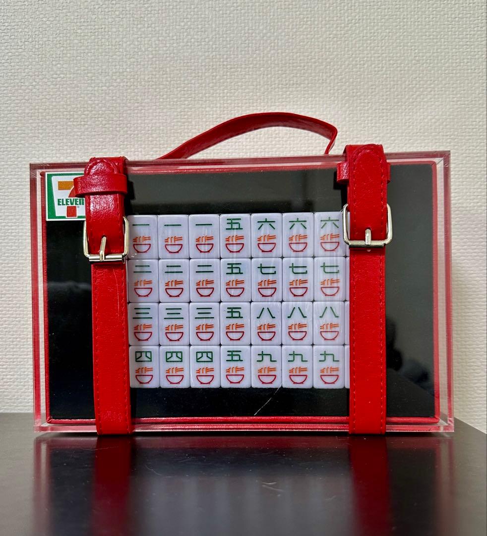 ￼ミニ麻雀牌セット　サイコロ付き　中国セブン限定　中国土産　136枚　未使用