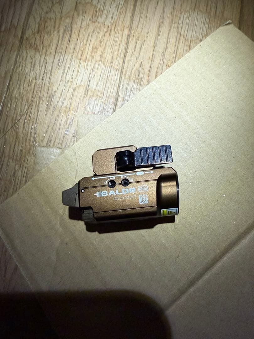 Olight Baldr Mini ブラウンライト　タクティカルライト