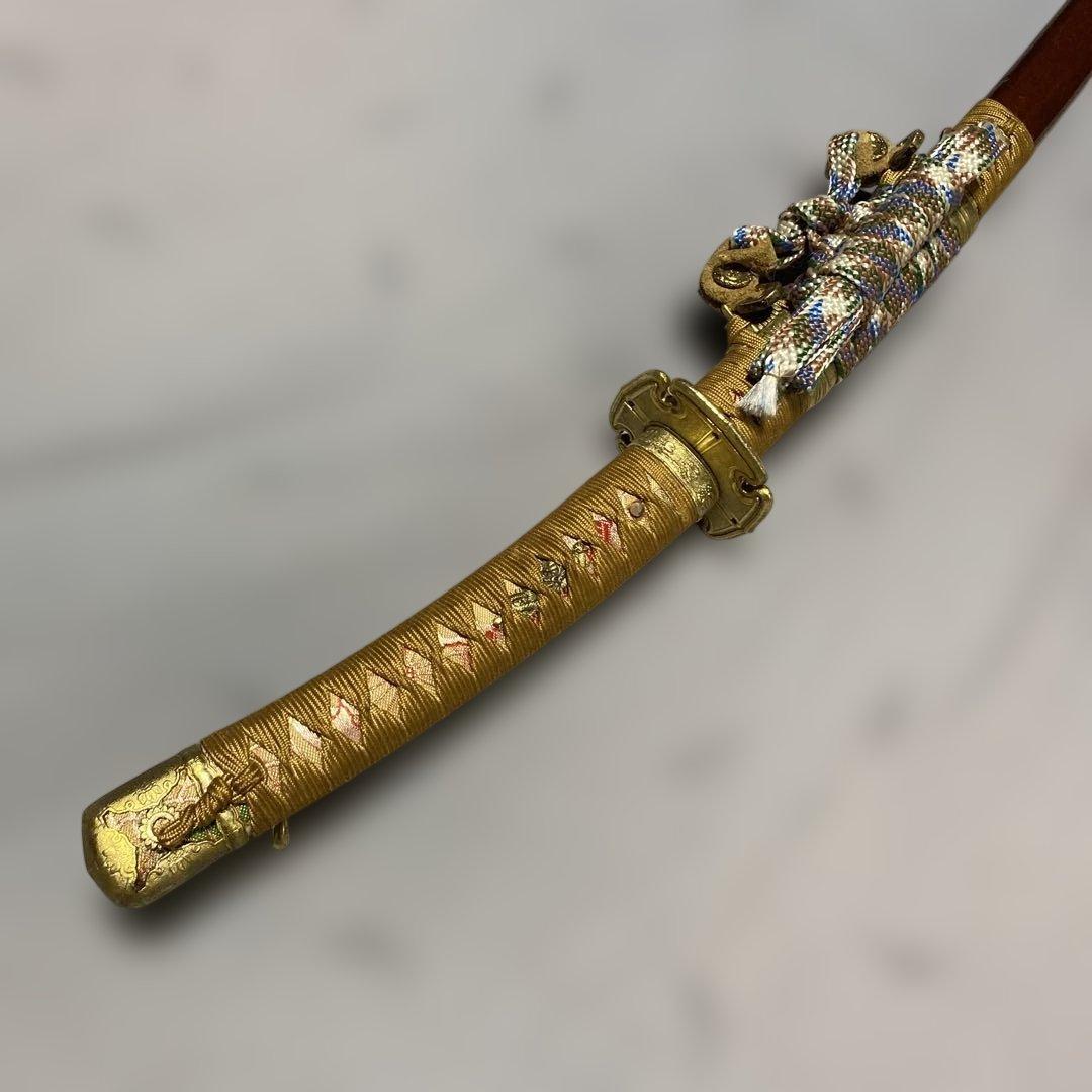 模造刀 太刀 金茶柄 太刀造鍔 太刀造り梨地呂鞘