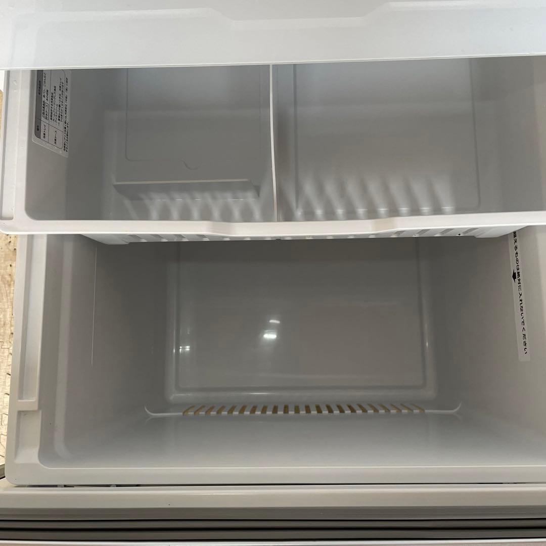 配送設置無料　YAMADA 大型冷蔵庫　319L 最新24年製　大容量