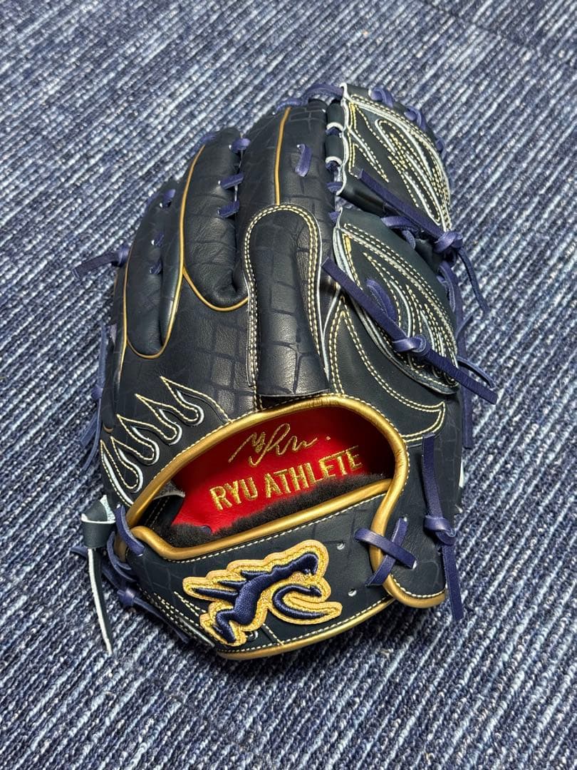 【期間限定値下9/7迄】RYU TU902 8周年 グローブ