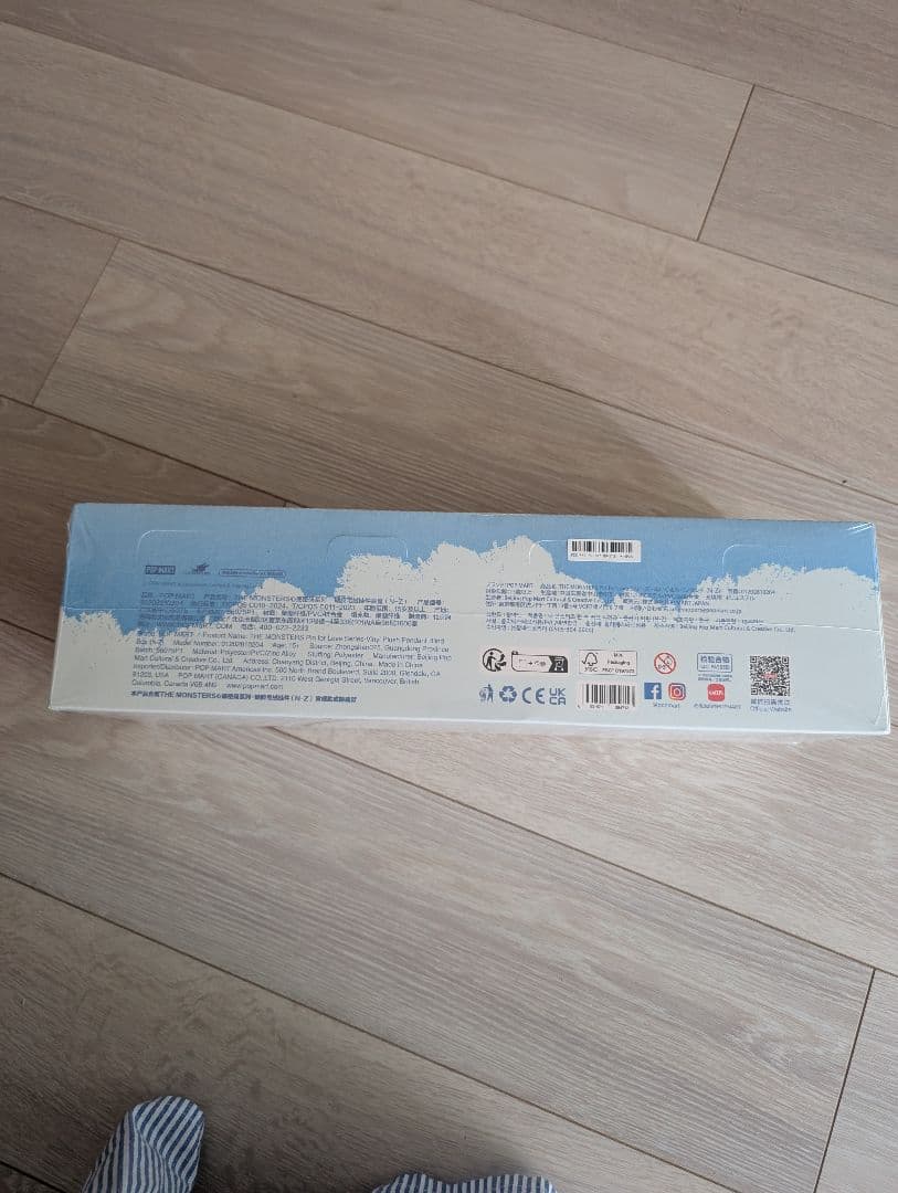 新作　ポップマート ザ モンスターズ (ラブブ) ピン フォー ラブ シリーズ