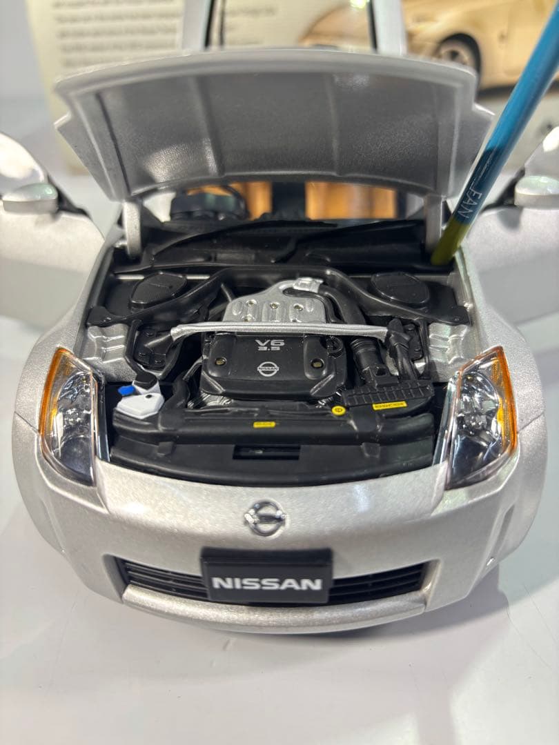 Nissan Fairlady Z 350Z ミニカー 1/18 AUTOart