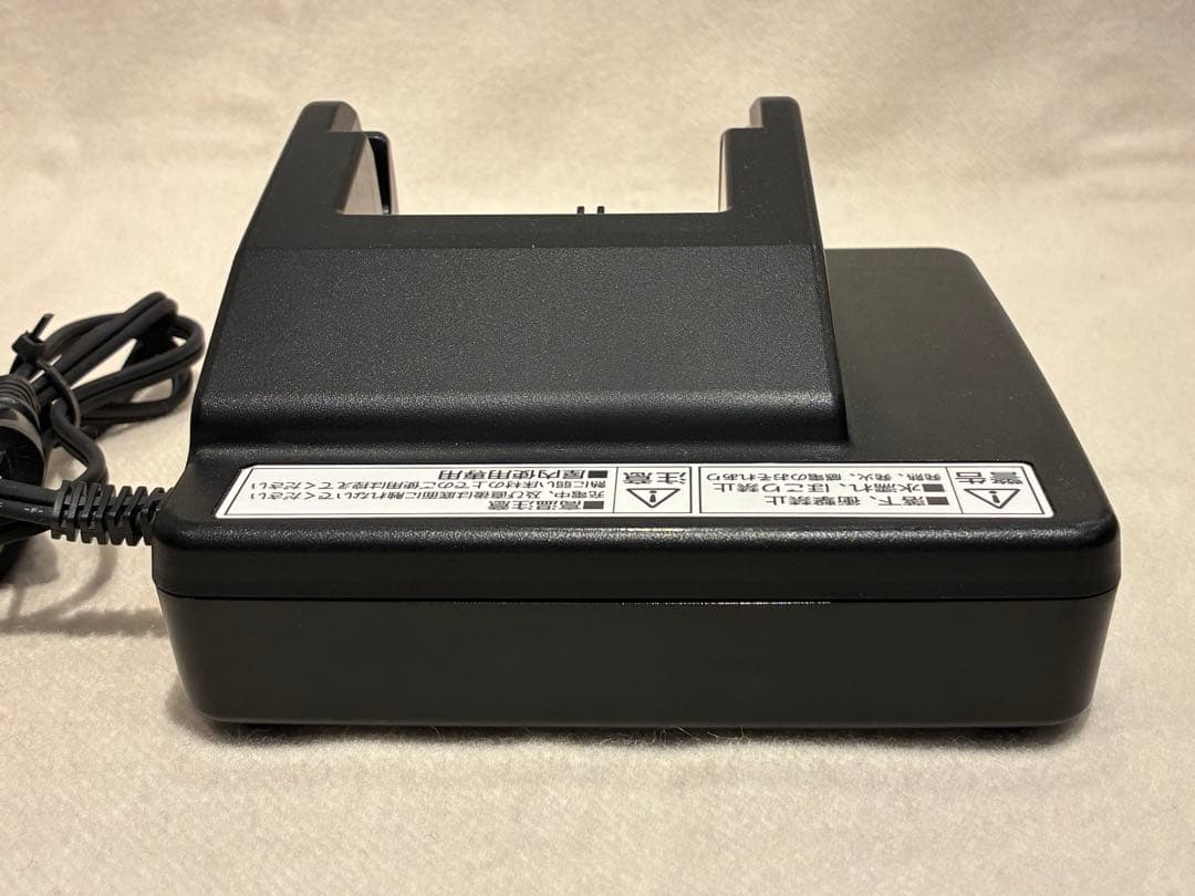 パナソニック電動自転車用バッテリー充電器 NKJ075N（美品）