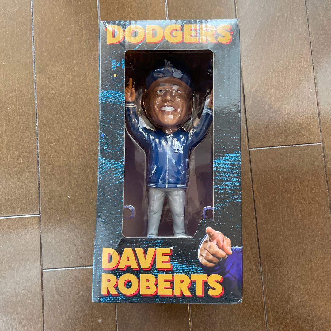 る*ん様 デイブ・ロバーツ監督　ボブルヘッド人形　2025年4月26日特典