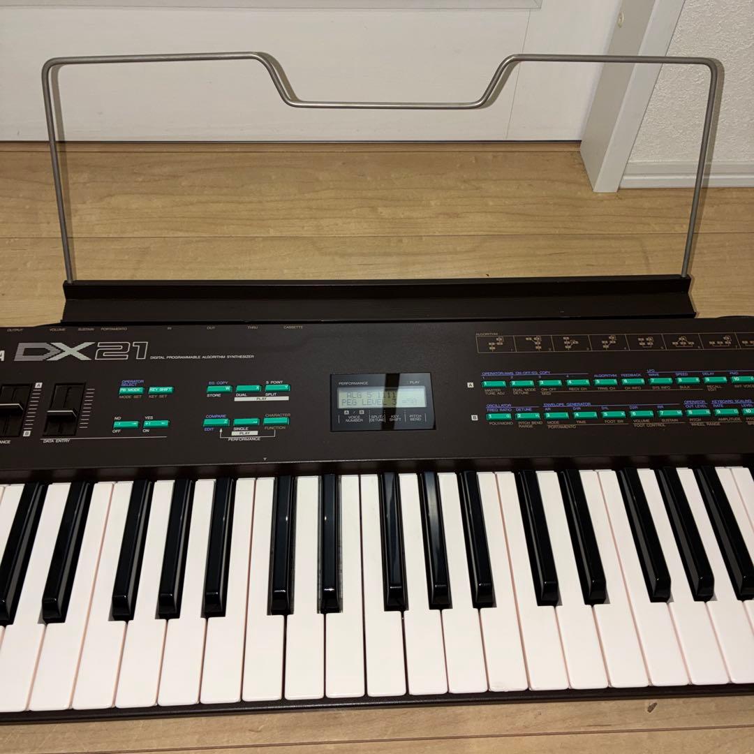 動作品　YAMAHA DX21 シンセサイザー　名機