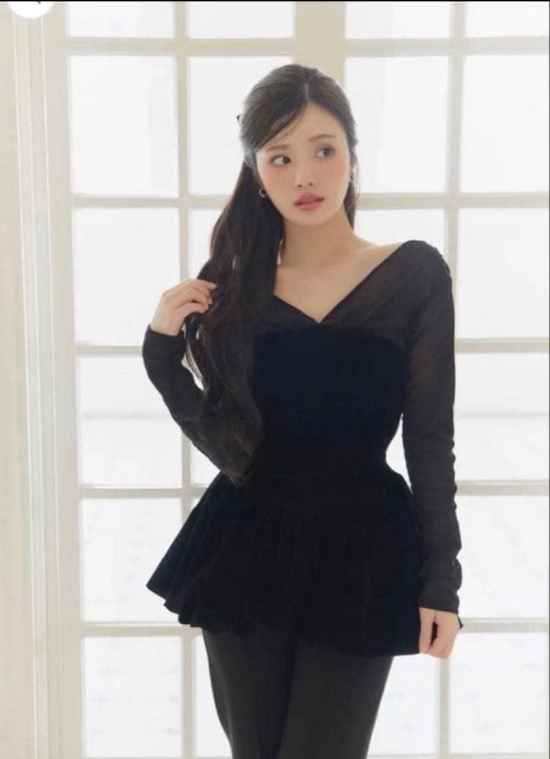 【新品タグ付き】poláura ベロアビスチェバルーントップス ブラック