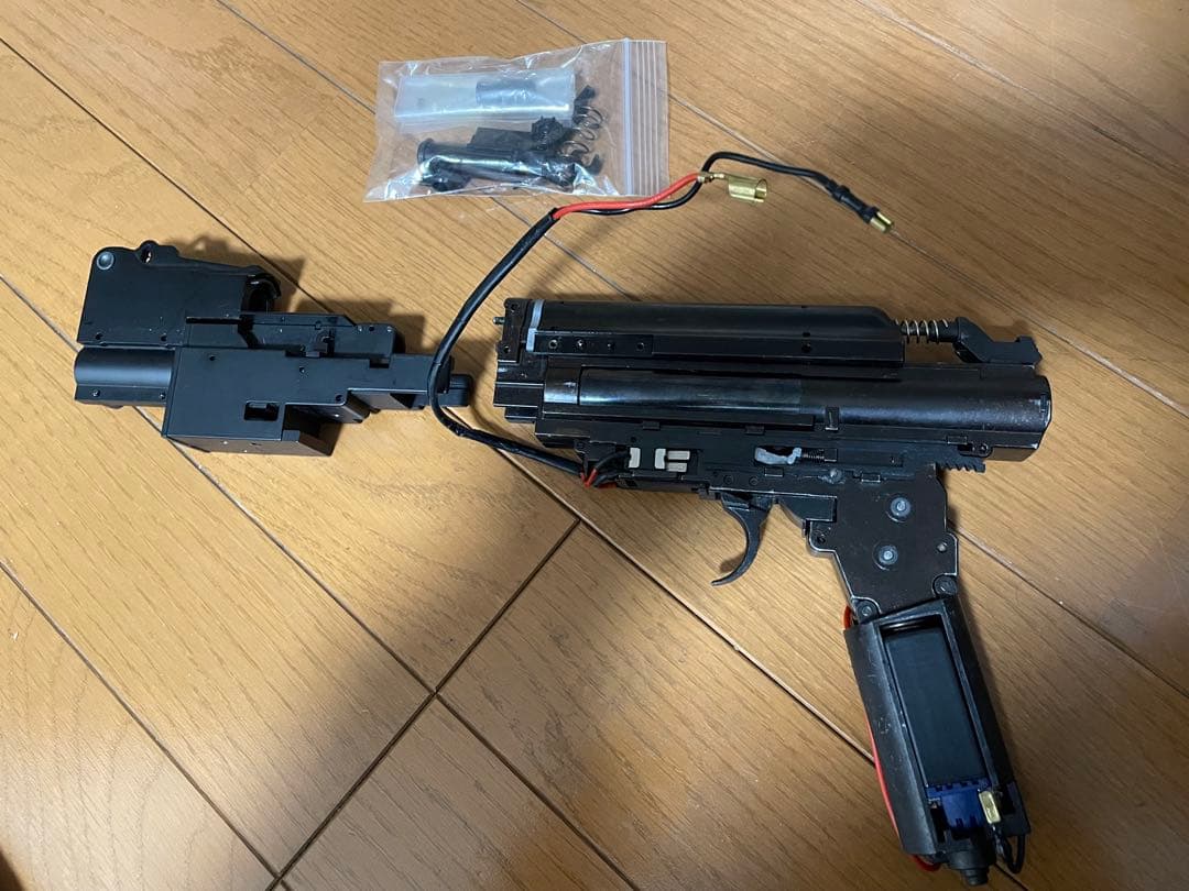 東京マルイ　AK102 AKS74U メカボックス　パーツ