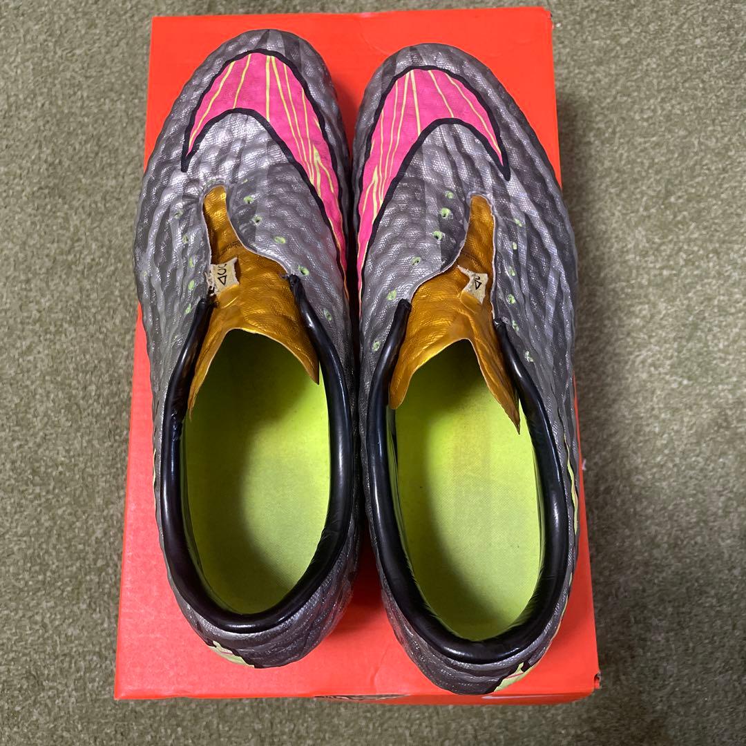 NIKEハイパーヴェノム　リキッドダイヤモンド