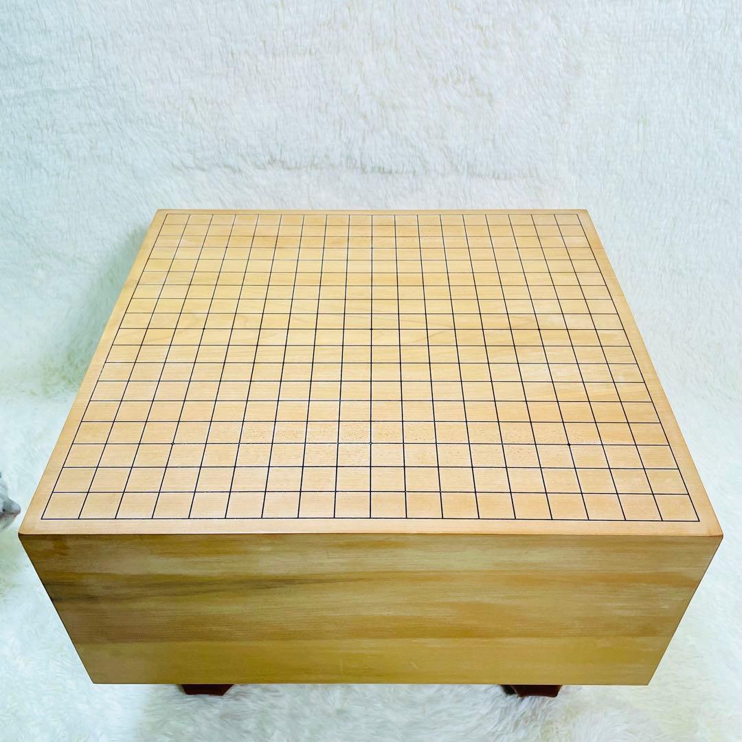 囲碁盤　脚付き　厚み6寸6分　ヘソあり　板目木裏　桐製カバー付き