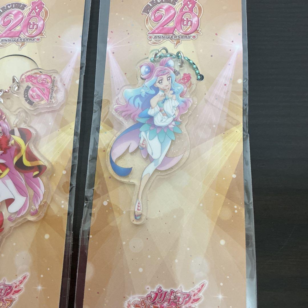 プリキュア　20th アニバーサリー　アクリルキーチェーン　6種類