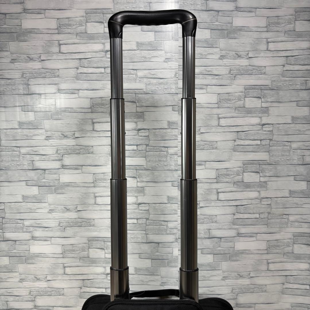 極美品　Travelpro トラベルプロ　FlightCrew 5 小型キャリー