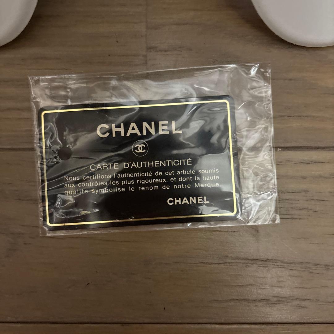 最終お値下げ‼️ シャネルホワイト ファンスキー板 カバー キルティング付き
