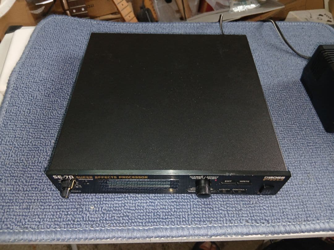 BOSS SE-70 アダプター付き　マルチエフェクター　動作確認済