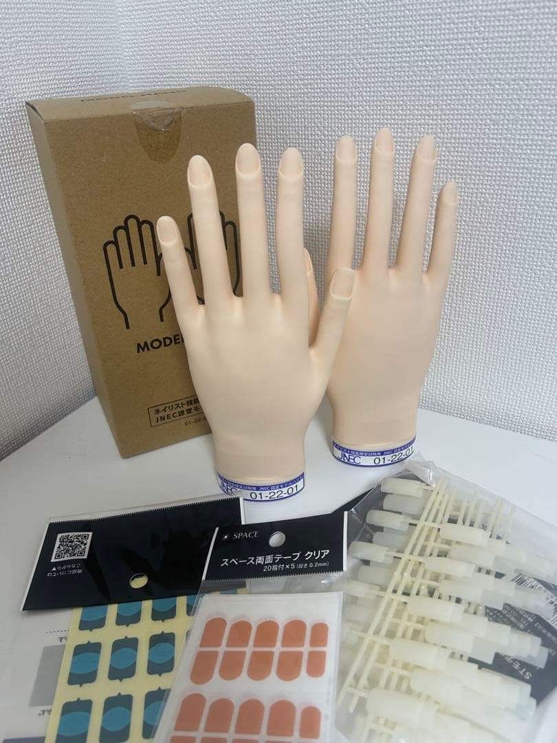 【JNEC認定モデルハンド】　両手　練習用　専用チップ付