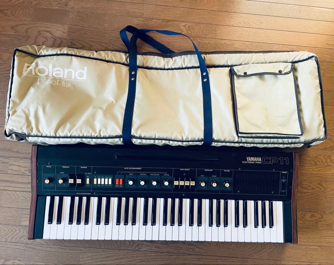 【YAMAHA｜ヤマハ】キーボード　61鍵　電子ピアノ　CP11 ヴィンテージ