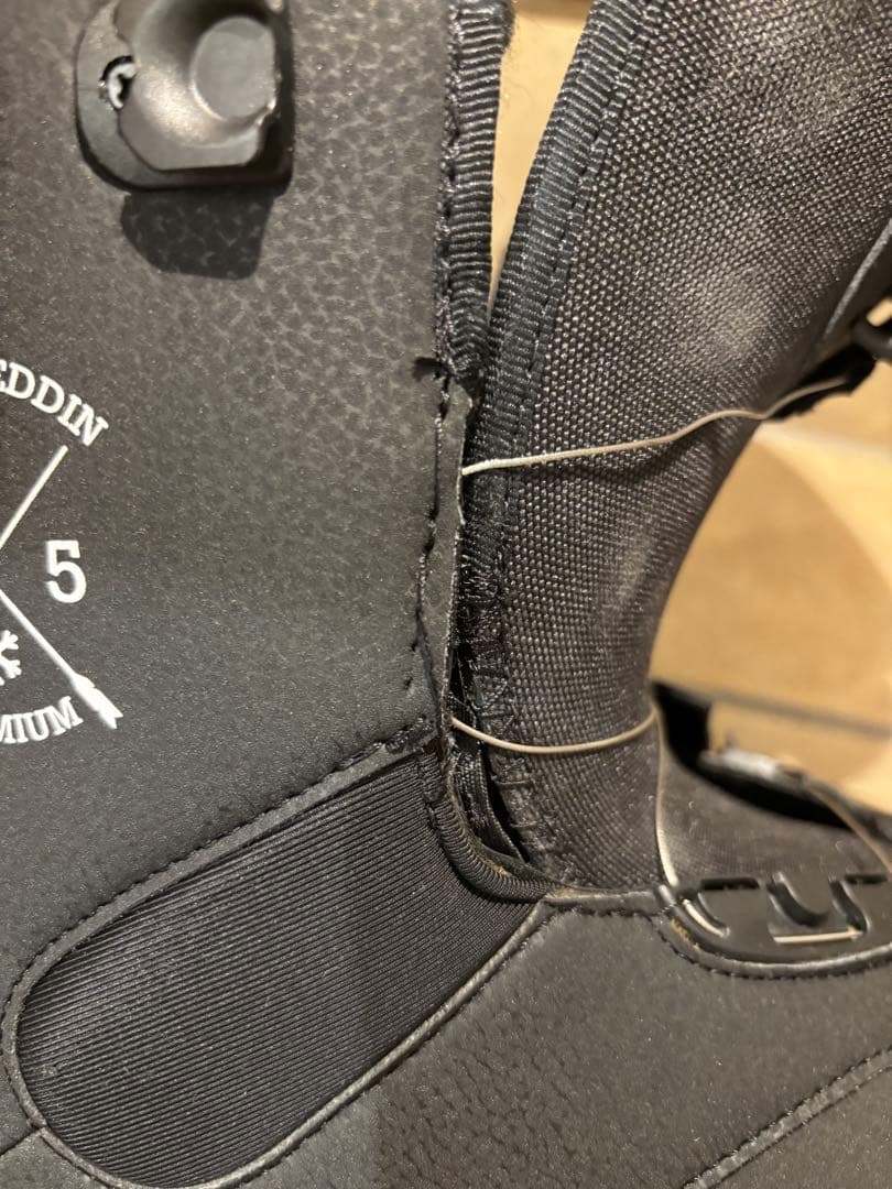 スノーボードブーツ 黒 ボアライニング