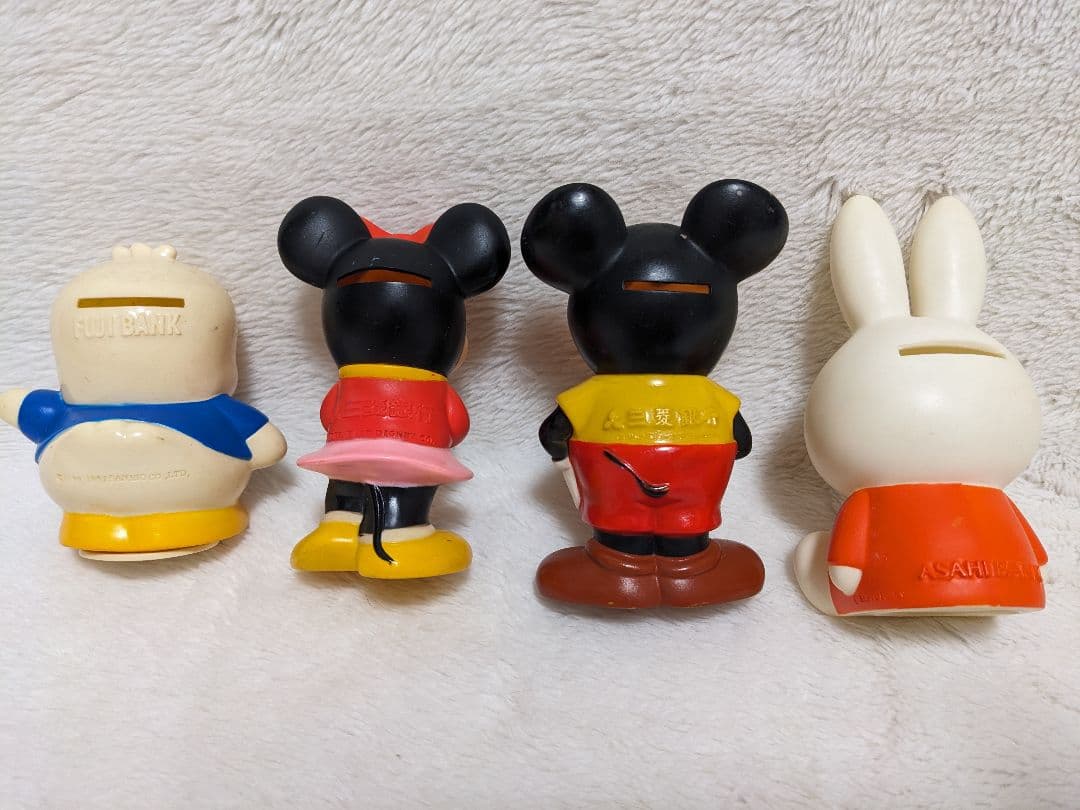 デッドストック放出！銀行貯金箱　ウルトラマン 他