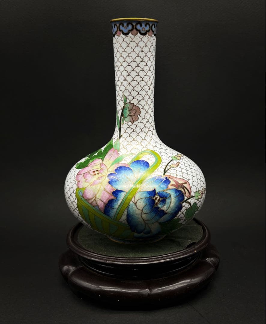 中國美術 古玩 景泰蓝 白地花瓶 七宝焼花瓶 置物