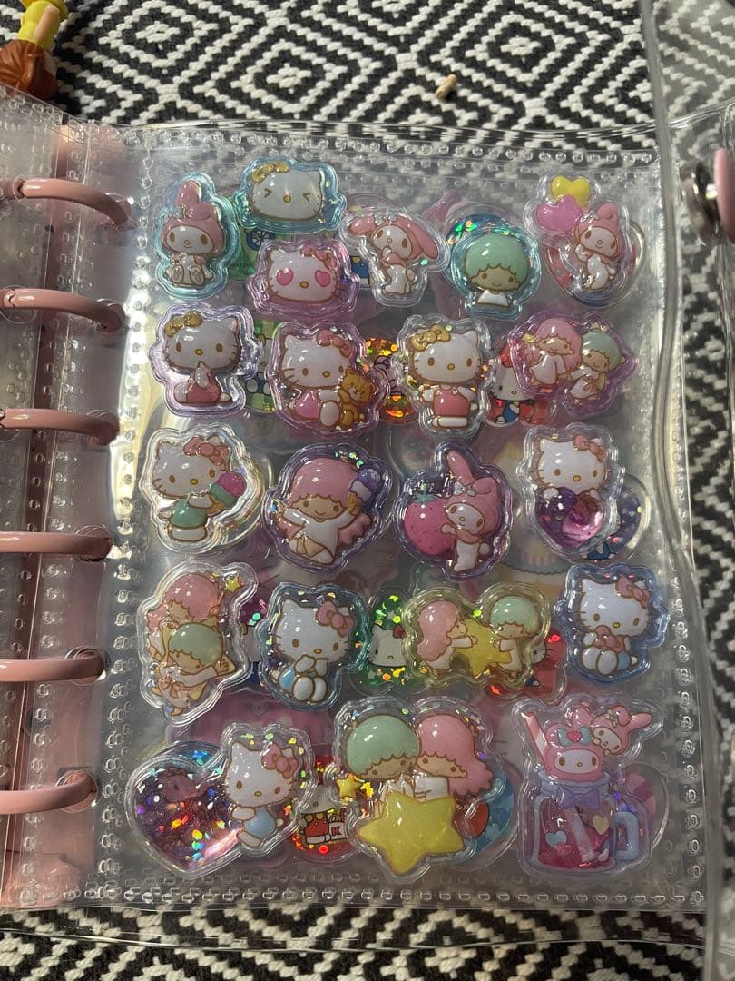 ハローキティ シール帳　完成品　サンリオ