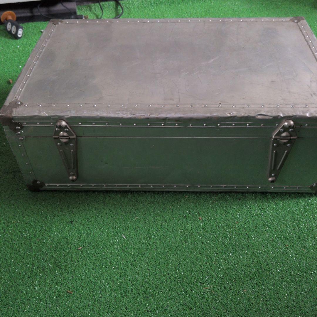 アルミトランク　レトロ　大型