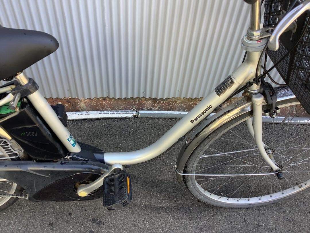 パナソニック新機種電動アシスト自転車vivi TX26インチシルバーボディー