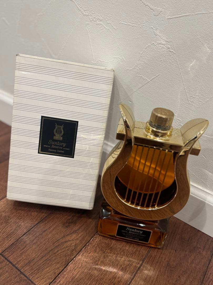 サントリーウイスキー スペシャル・リザーブ 楽器シリーズ ハープボトル 特級