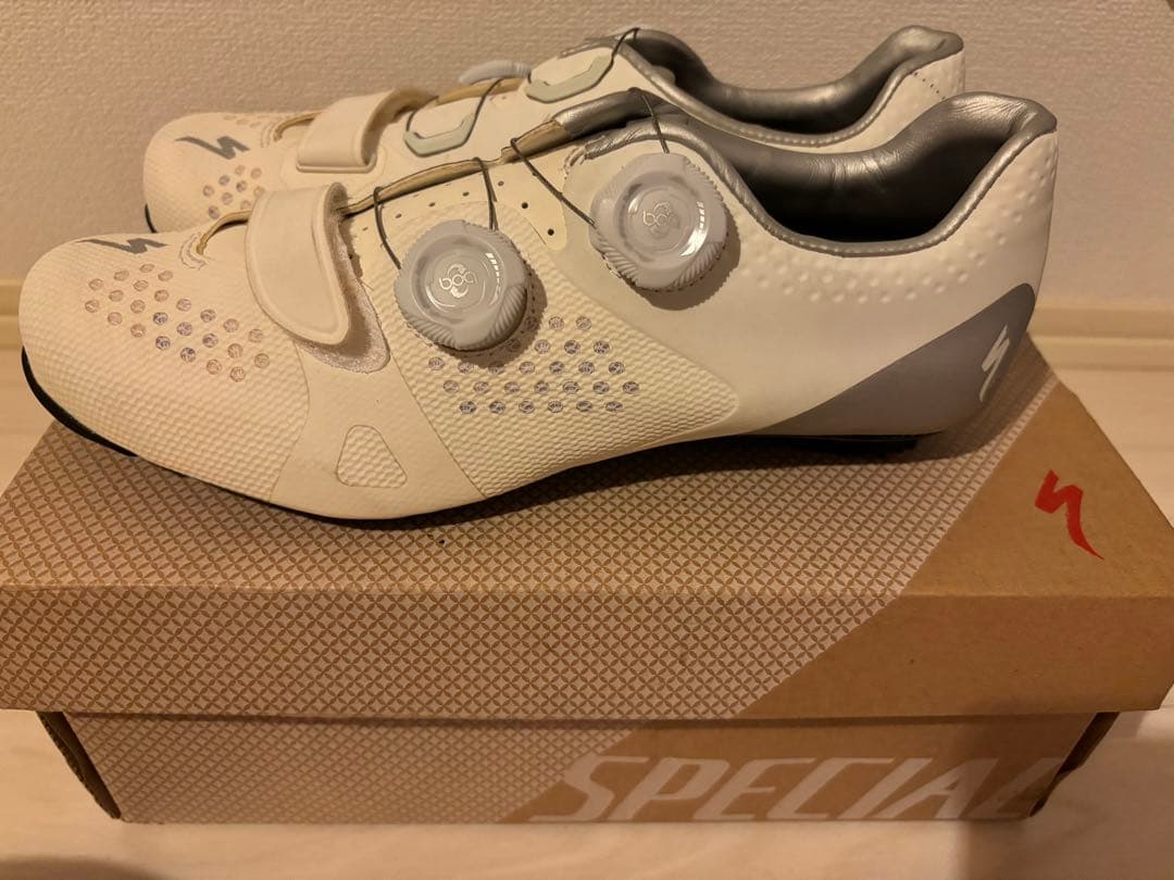 Specialized TORCH 3.0 シューズ ホワイト ダイヤル式