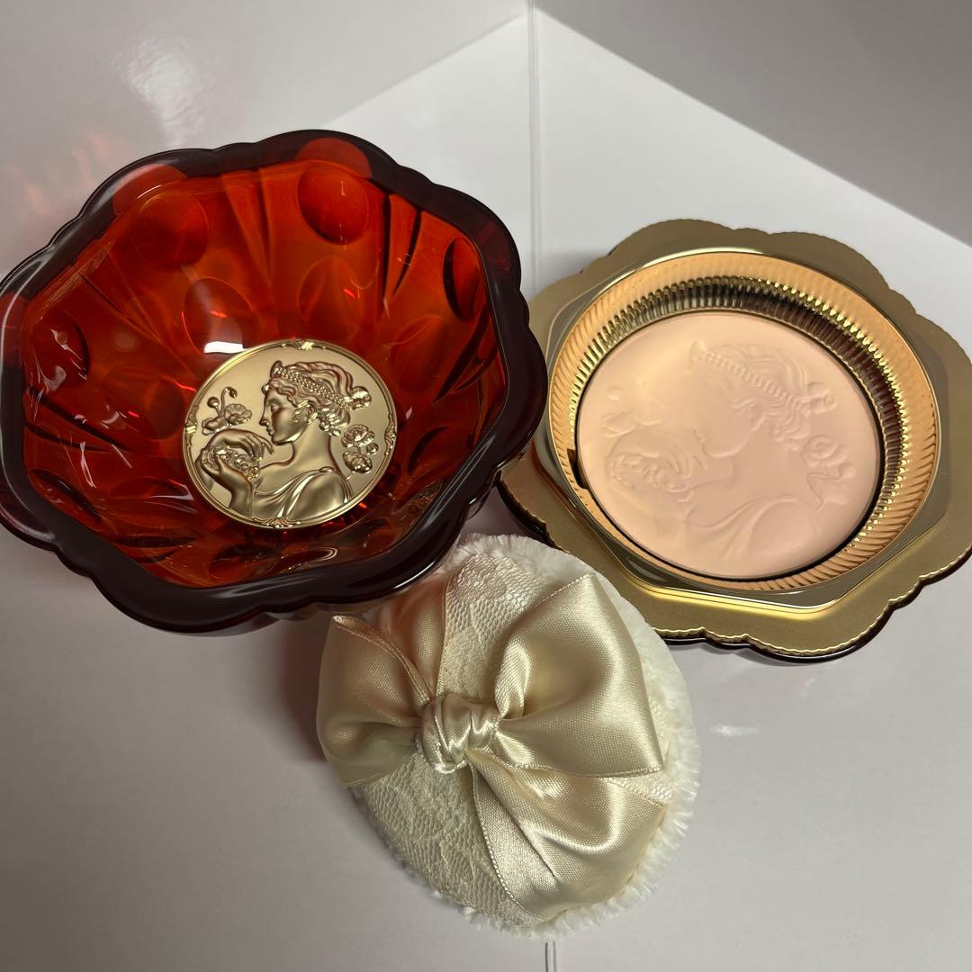 【未使用】ミラノコレクション エターナル フェイスパウダー（箱無し） 30g