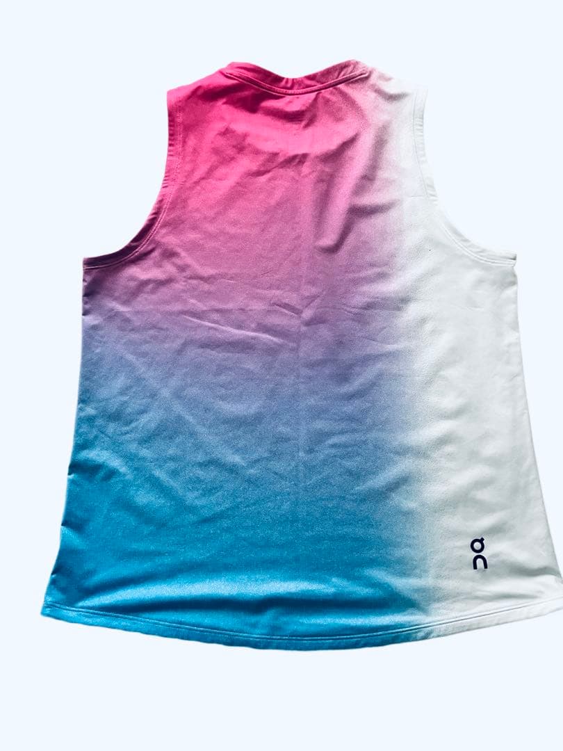 完売 ON オン court tank レディースMサイズ タンクトップ テニス