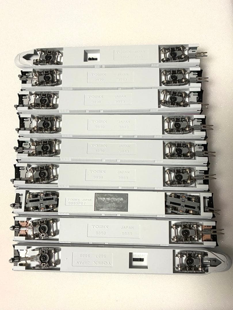 E5系東北新幹線9両　tomix ライト点灯動力動作確認済　8号車無　ジャンク品