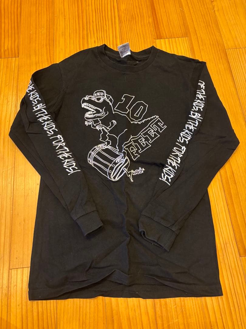 バンドTシャツ17枚　パーカー1枚　18枚セット