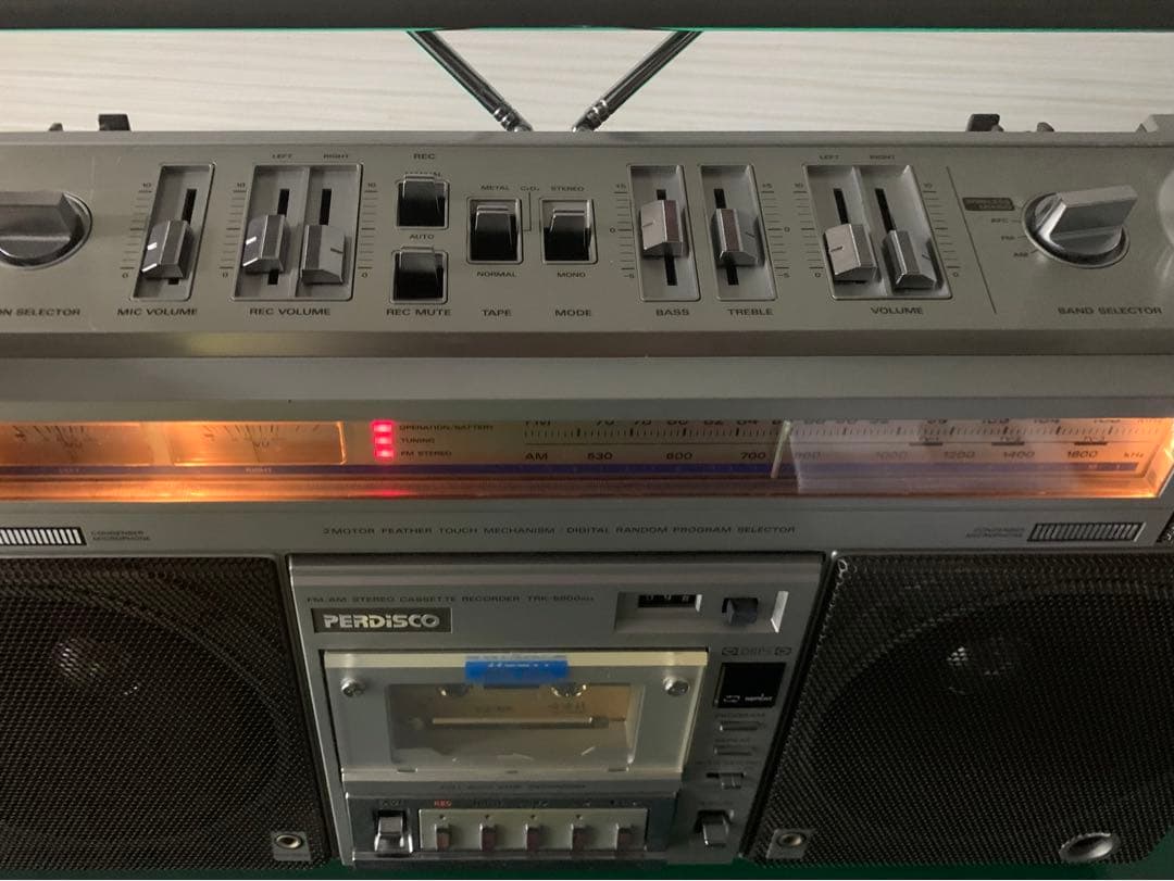 ちょこあげくん美しい製品HITACHI 日立 TRK-8800RM FM