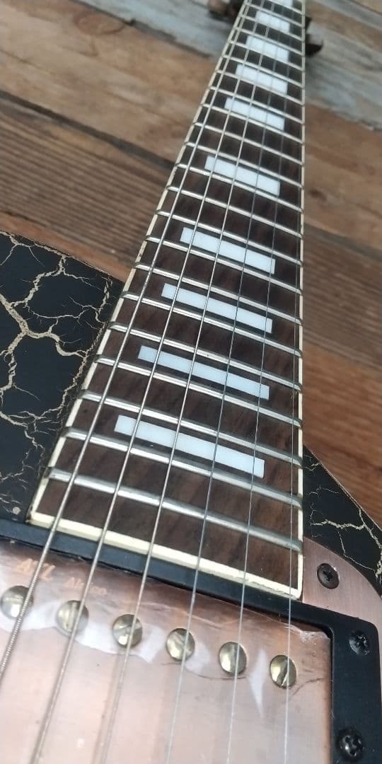 AXL GUITARS（アクセルギターズ