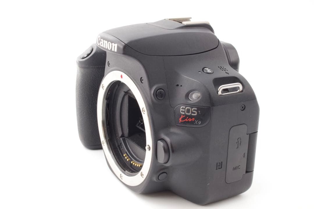 Canon EOS Kiss X9 ダブルレンズ　Wi-Fi Bluetooth