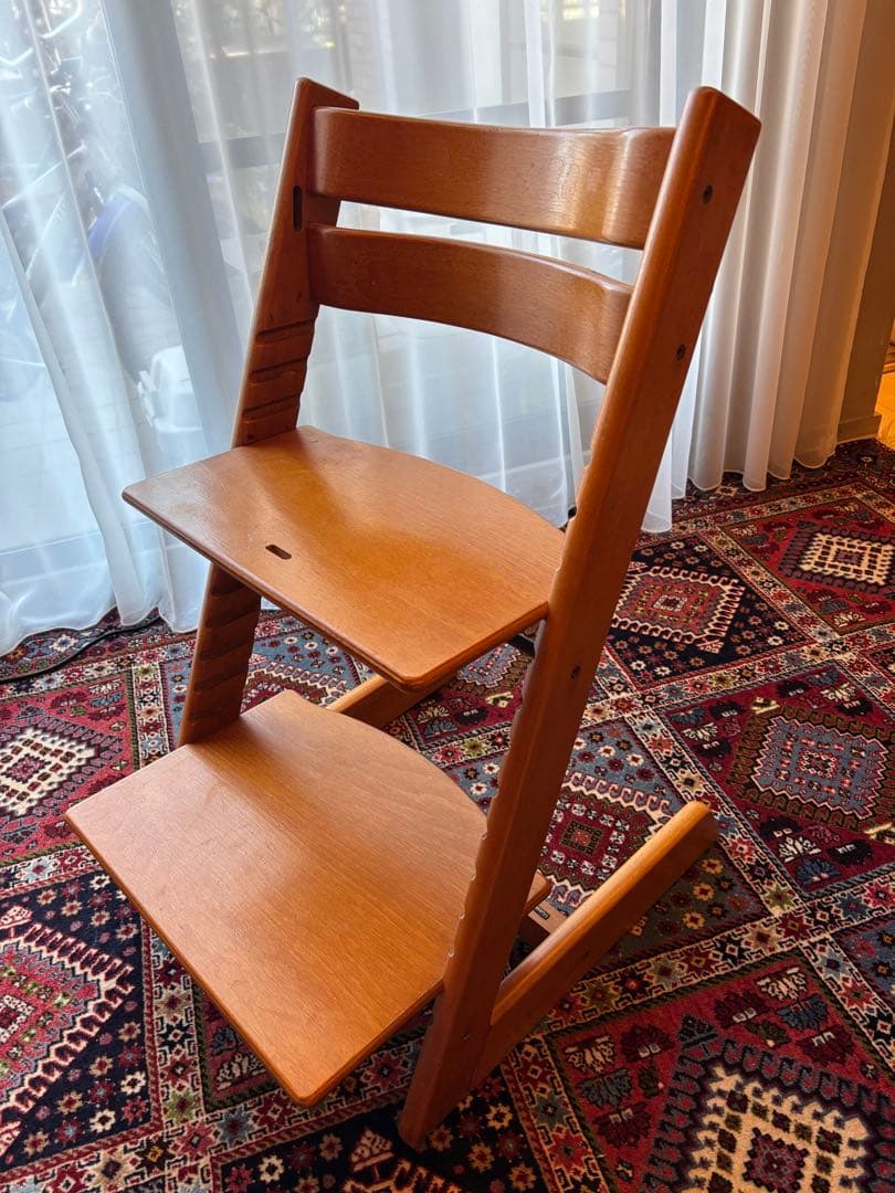 ストッケ トリップトラップ｜成長に合わせて長く使える名作チェア