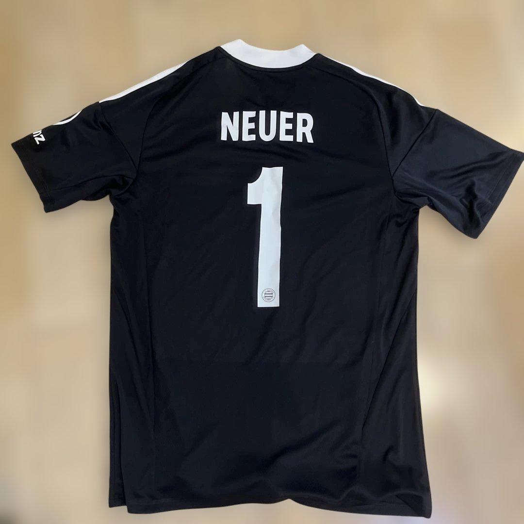 バイエルンミュンヘン　ノイアー　ドイツ購入　ブラック　Mサイズ