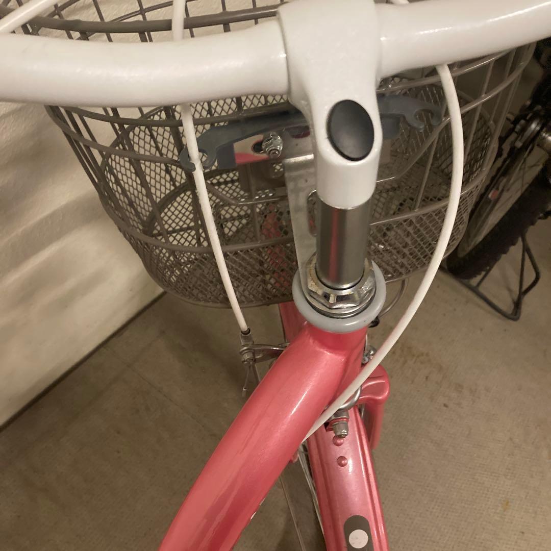 ピンクシティサイクル 自転車　子供用　女の子　24インチ　ヘルメット付き