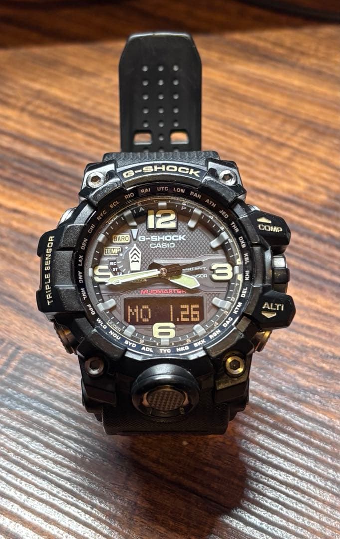 カシオGーSHOCKマッドマスターGWGー1000 電波ソーラー