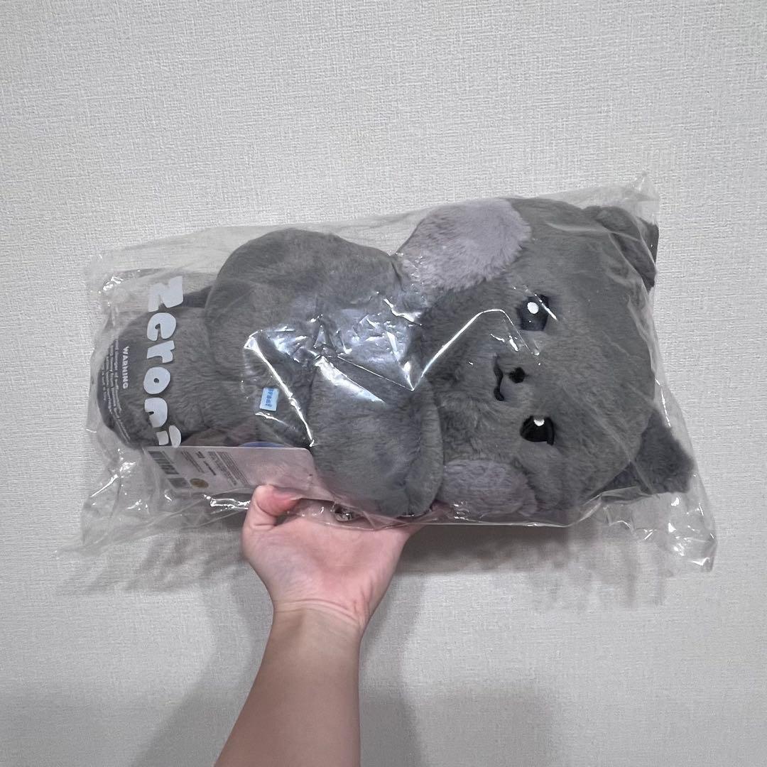 zeroni ぬいぐるみバッグ　ウンニニ　ジウン