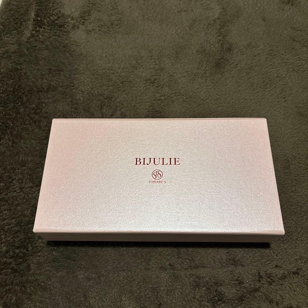 BIJULIE S•HEART•S ローラー付きスカルプブラシ　ビジュリー