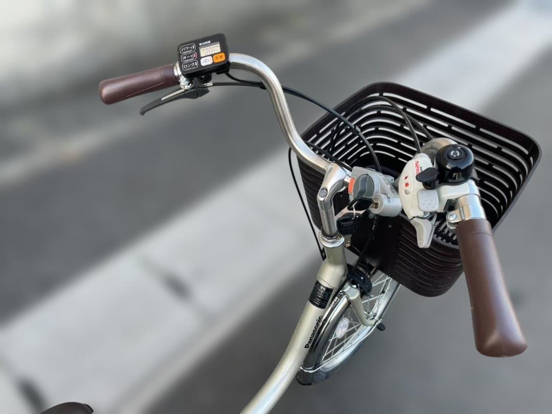 美品　パナソニック　3輪　電動アシスト自転車　内装3段変速　三輪　16Ah