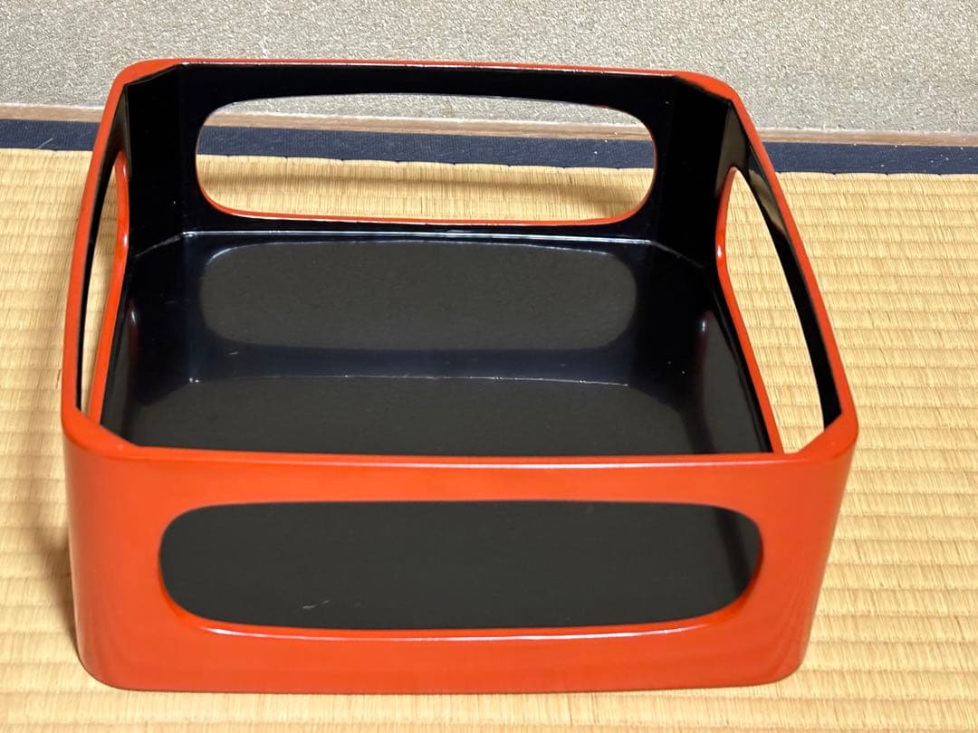 輪島塗　台付飯器　朱色　未使用