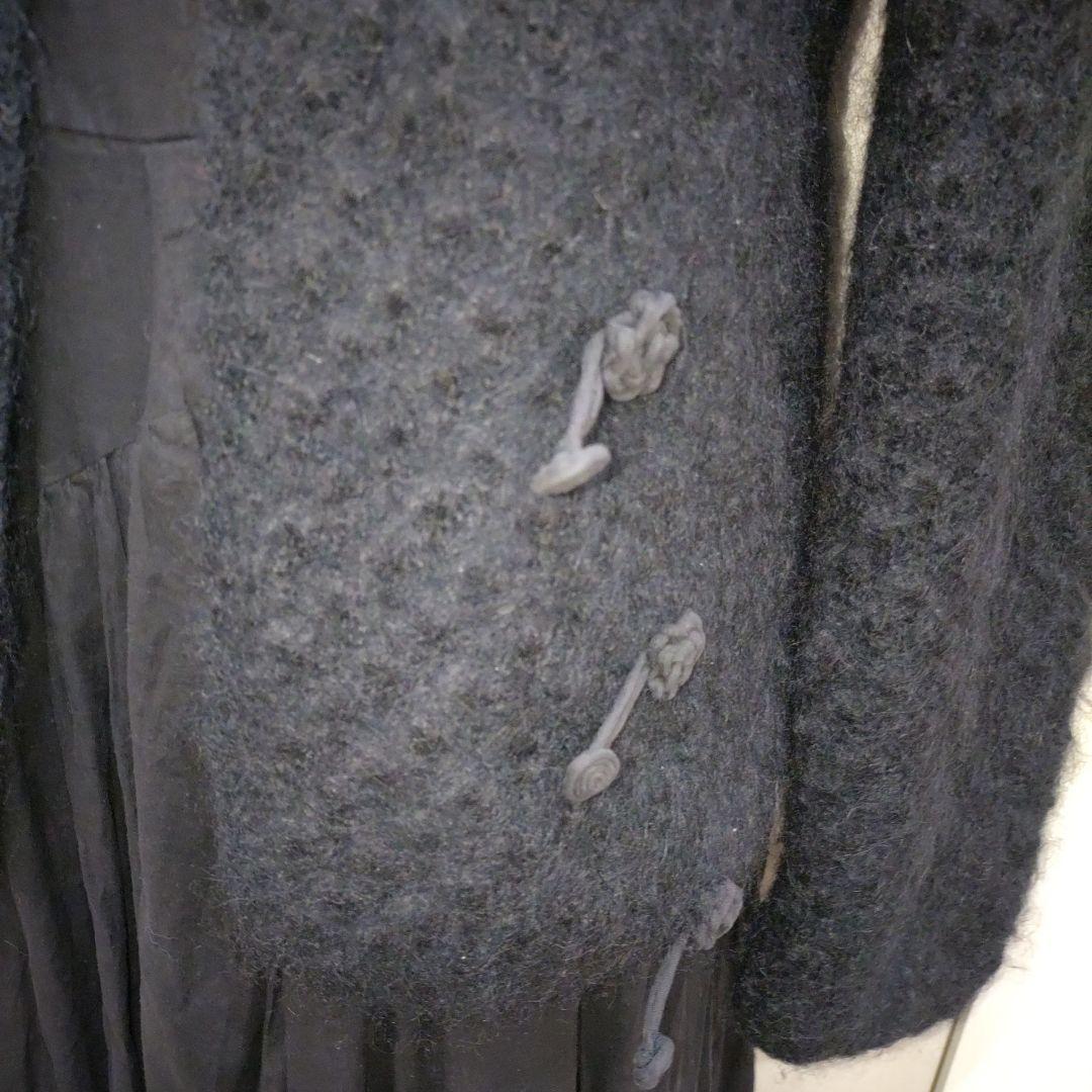 ワンダフルワールド　黒に豪華な花モチーフ付　モヘヤカーディガン 難有り