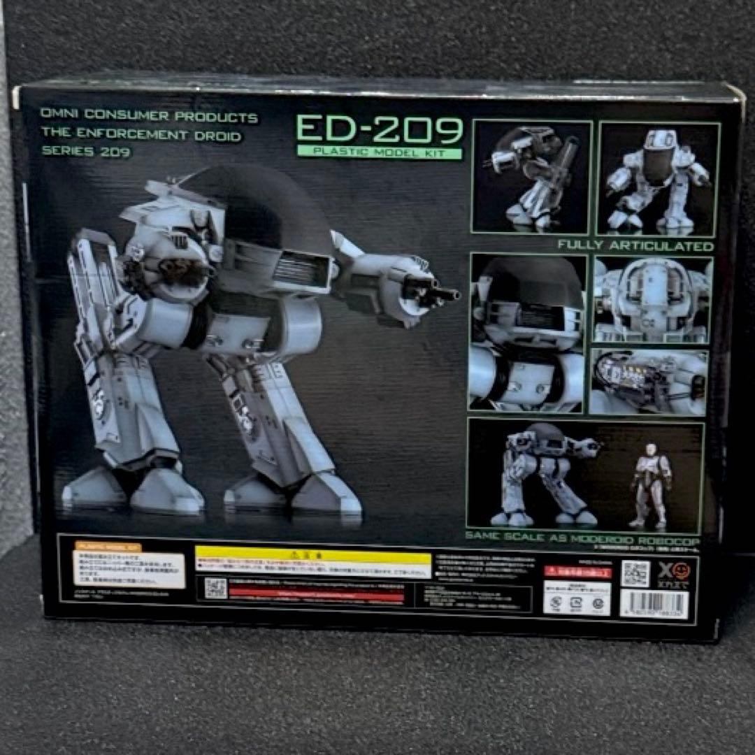 MODEROID ロボコップ ED-209