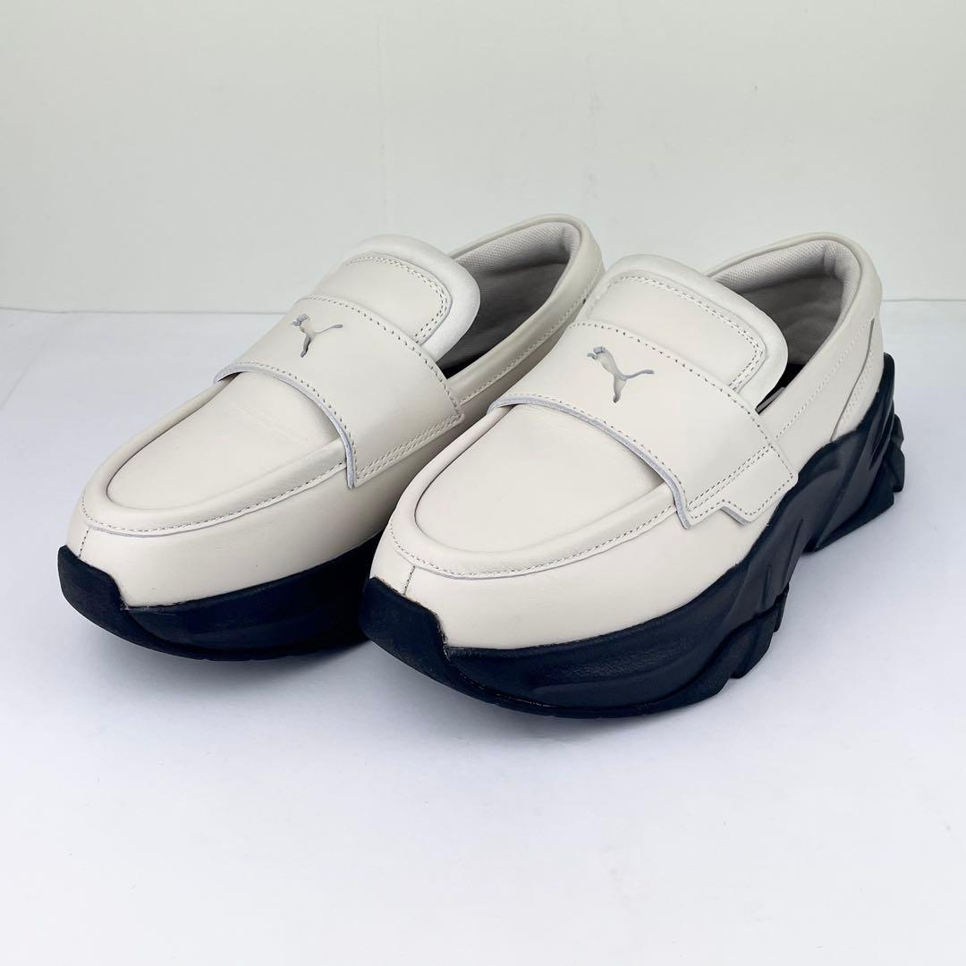 極美品！PUMA ウィメンズローファー　厚底スリッポンスニーカー 23cm